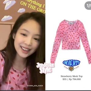 Omighty strawberry mesh top